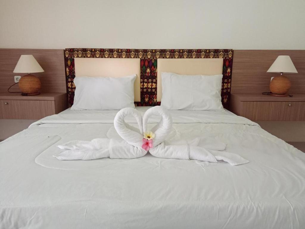 Sapak Bungalow Selong Belanak Esterno foto